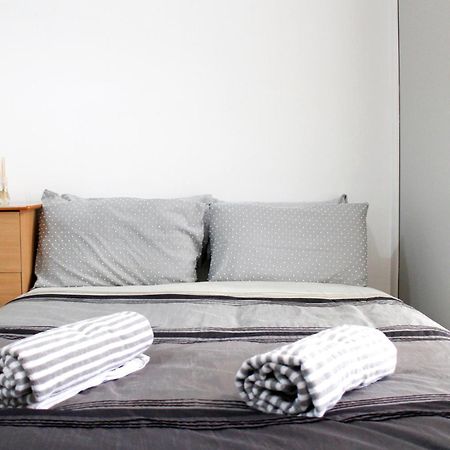 Large Studio Garden Flat On Golders Green Road Londres Extérieur photo